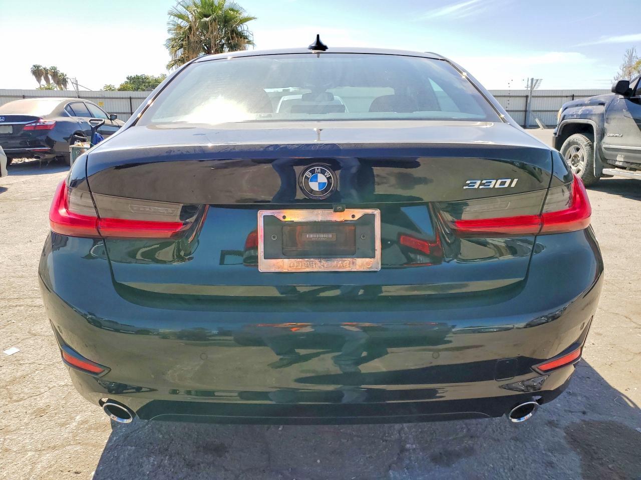 2020 BMW 330I - zdjęcie 6