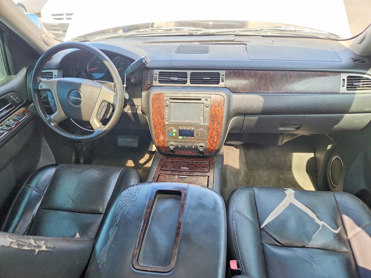 2013 GMC Yukon Denali - zdjęcie 8