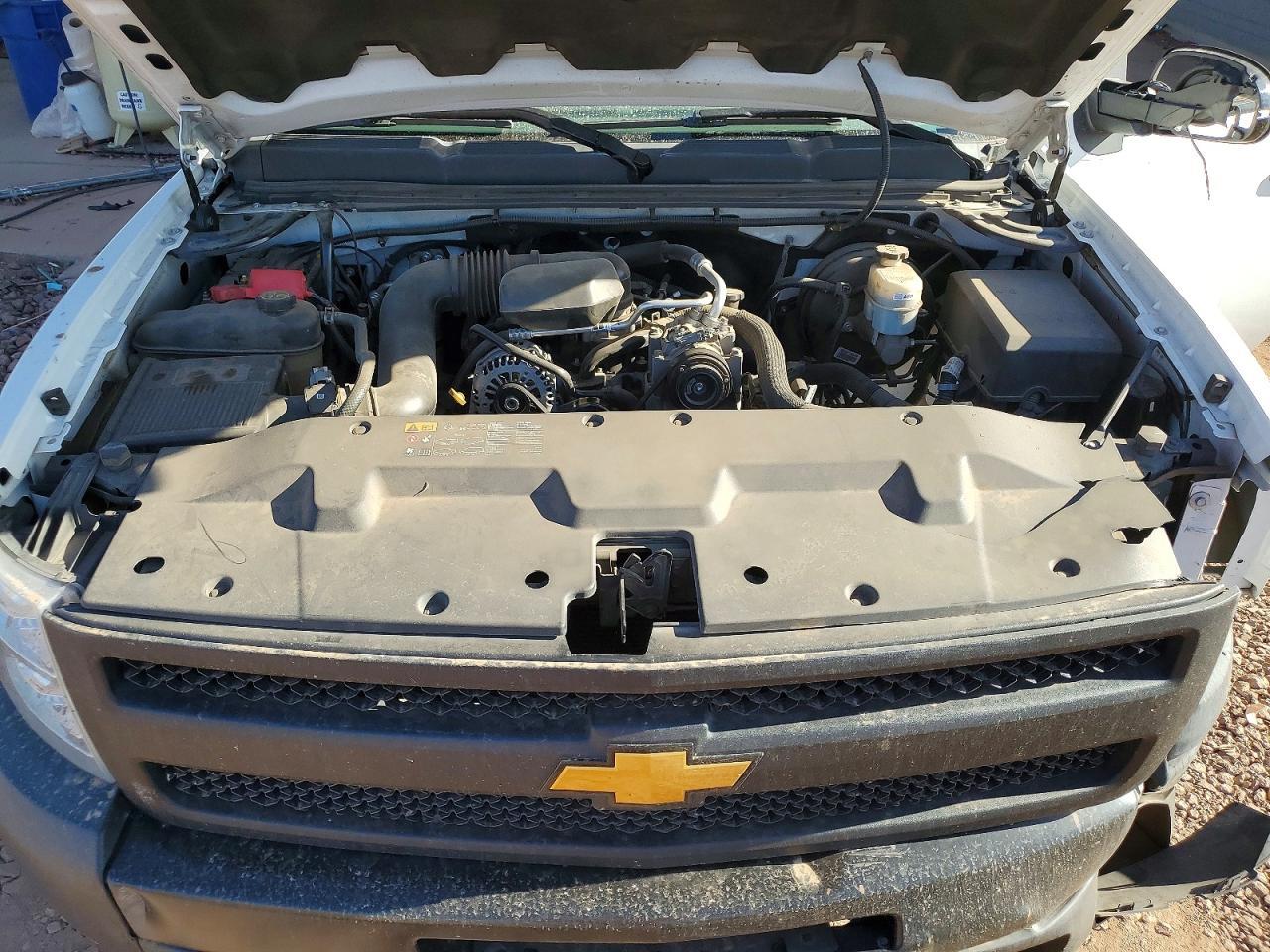 2013 Chevrolet Silverado C1500 - zdjęcie 11