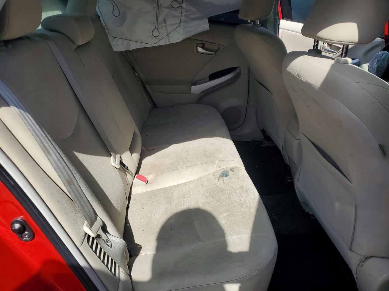 2013 Toyota Prius Two - zdjęcie 11