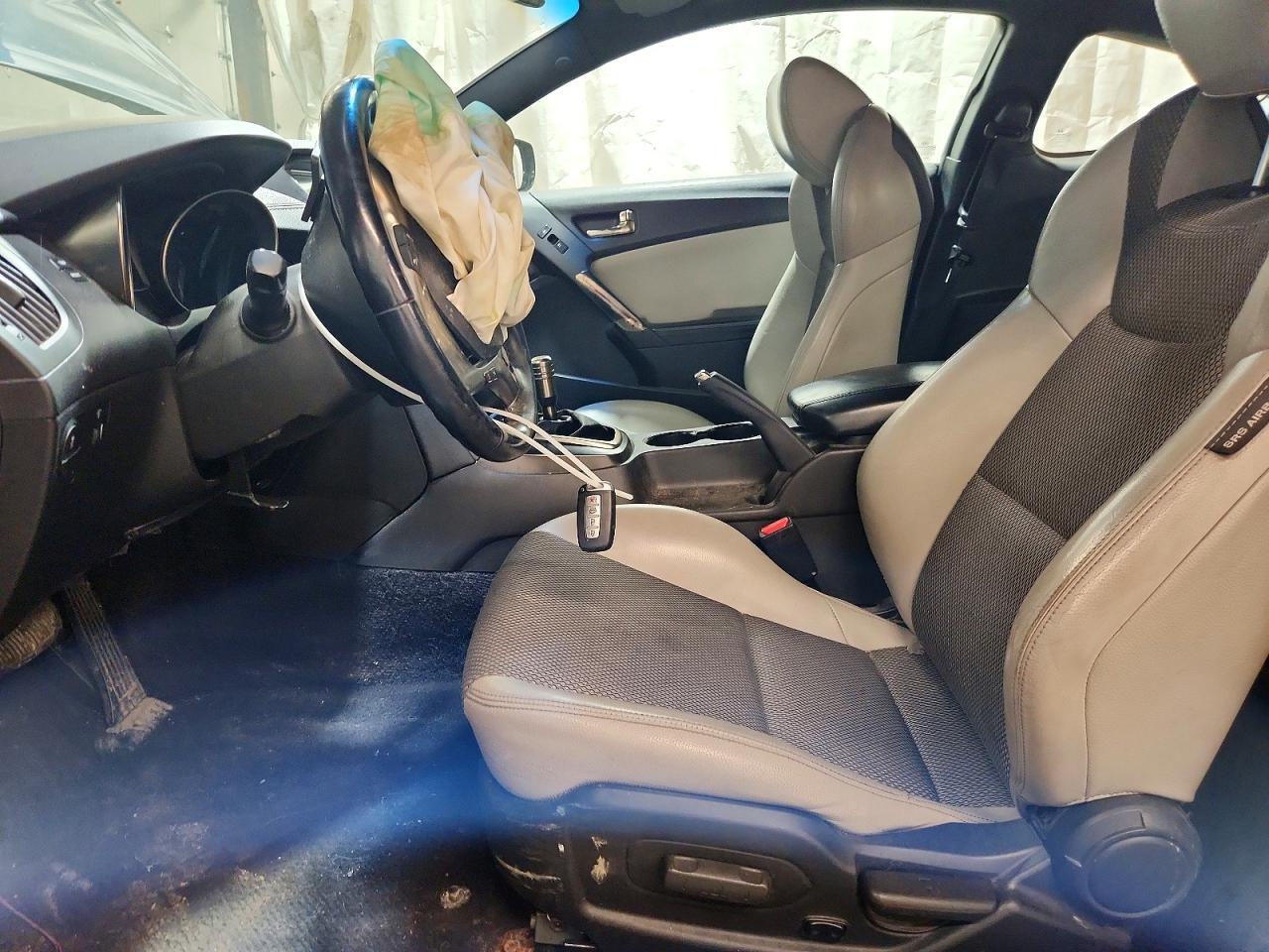 2013 Hyundai Genesis Coupe 2.0T Premium - zdjęcie 7