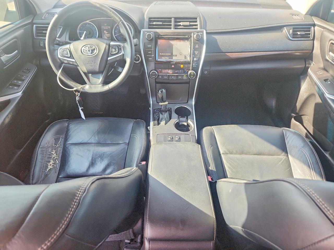 2016 Toyota Camry Xle - zdjęcie 8
