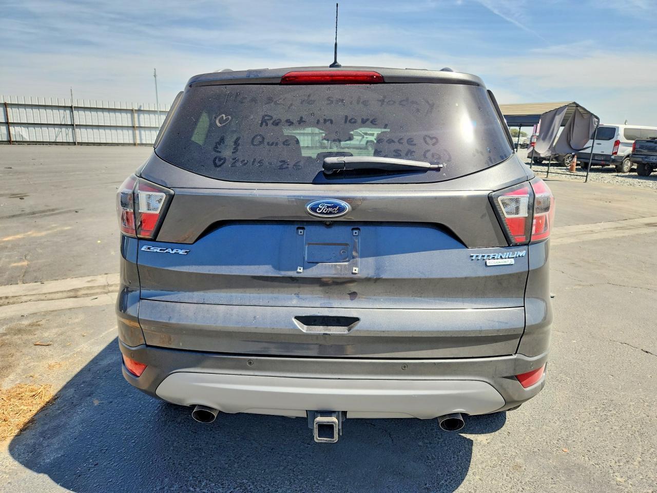 2017 Ford Escape Titanium - zdjęcie 11