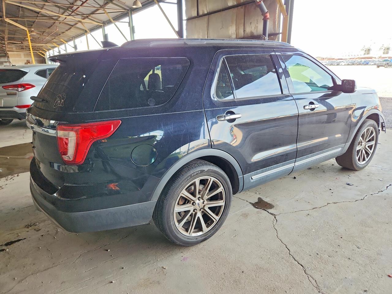 2017 Ford Explorer Limited - zdjęcie 3