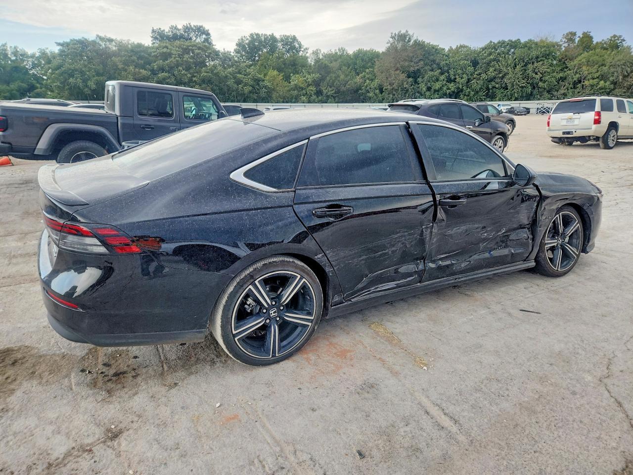 2024 Honda Accord Hybrid Sport - zdjęcie 3