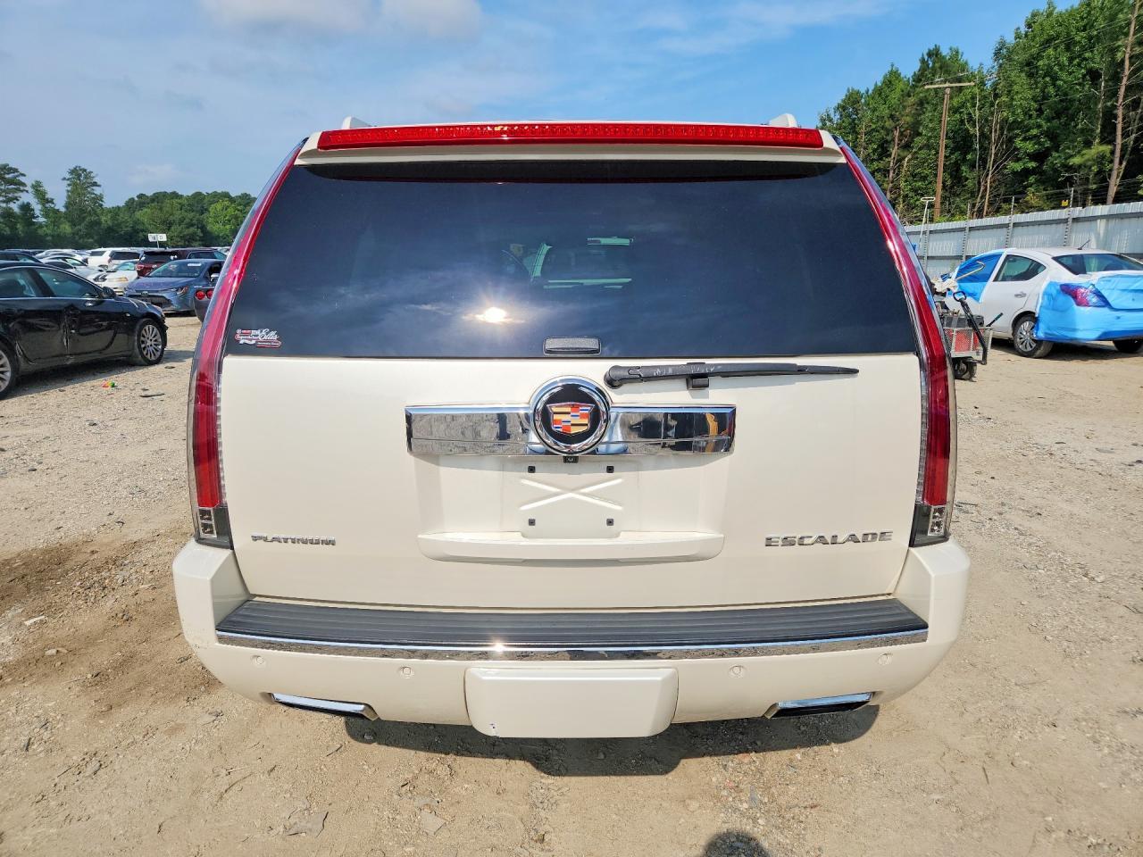 2013 Cadillac Escalade Platinum - zdjęcie 6