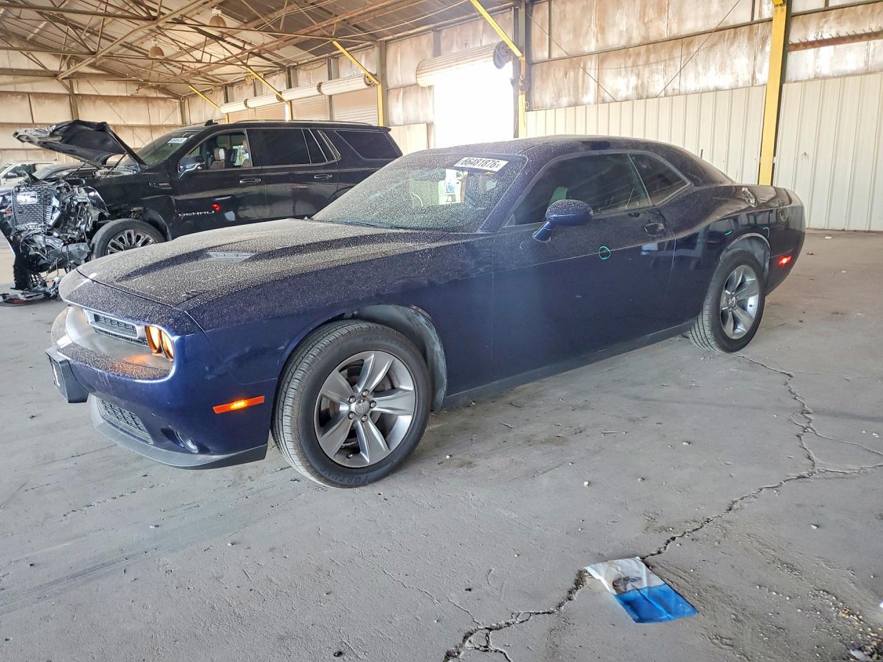 2016 Dodge Challenger Sxt - zdjęcie główne
