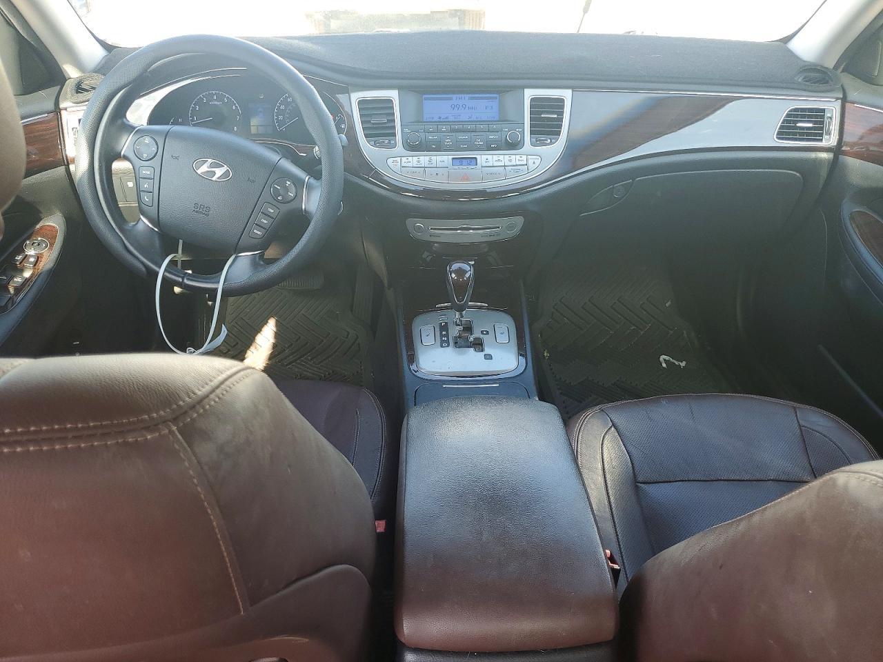 2014 Hyundai Genesis 3.8L - zdjęcie 8