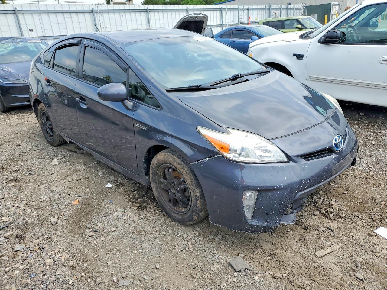 2015 Toyota Prius Two - zdjęcie 4