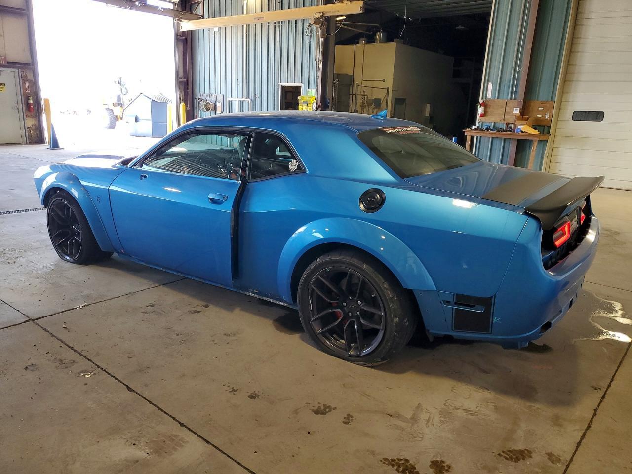 Dodge Challenger - zdjęcie 2