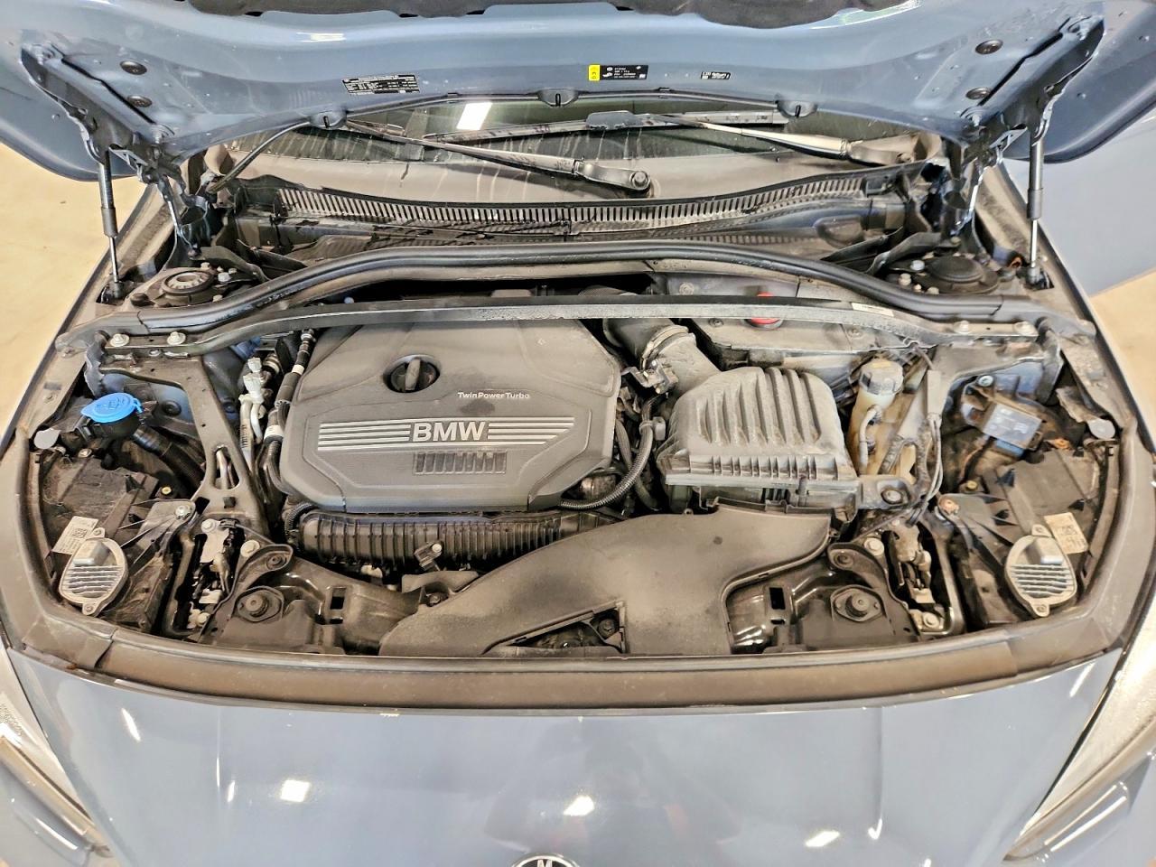 2021 BMW Seria 2 228i - zdjęcie 11