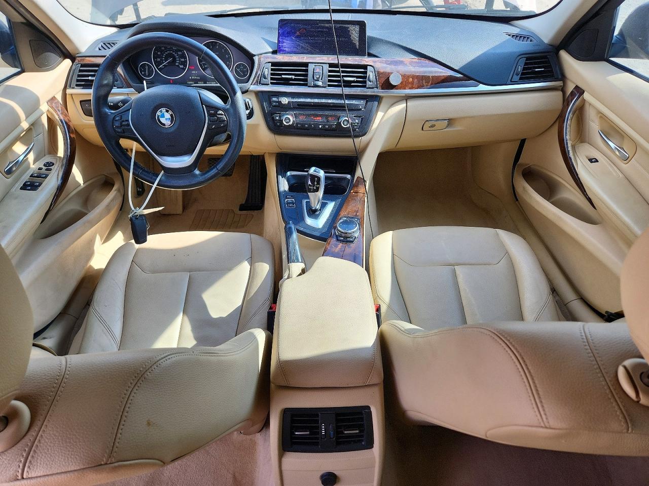 2014 BMW 328 I - zdjęcie 8