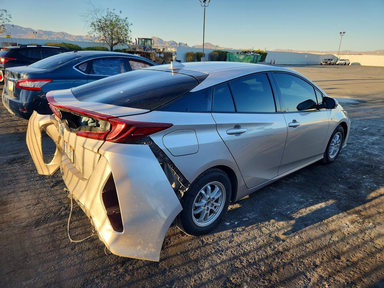 2017 Toyota Prius Prime - zdjęcie 3