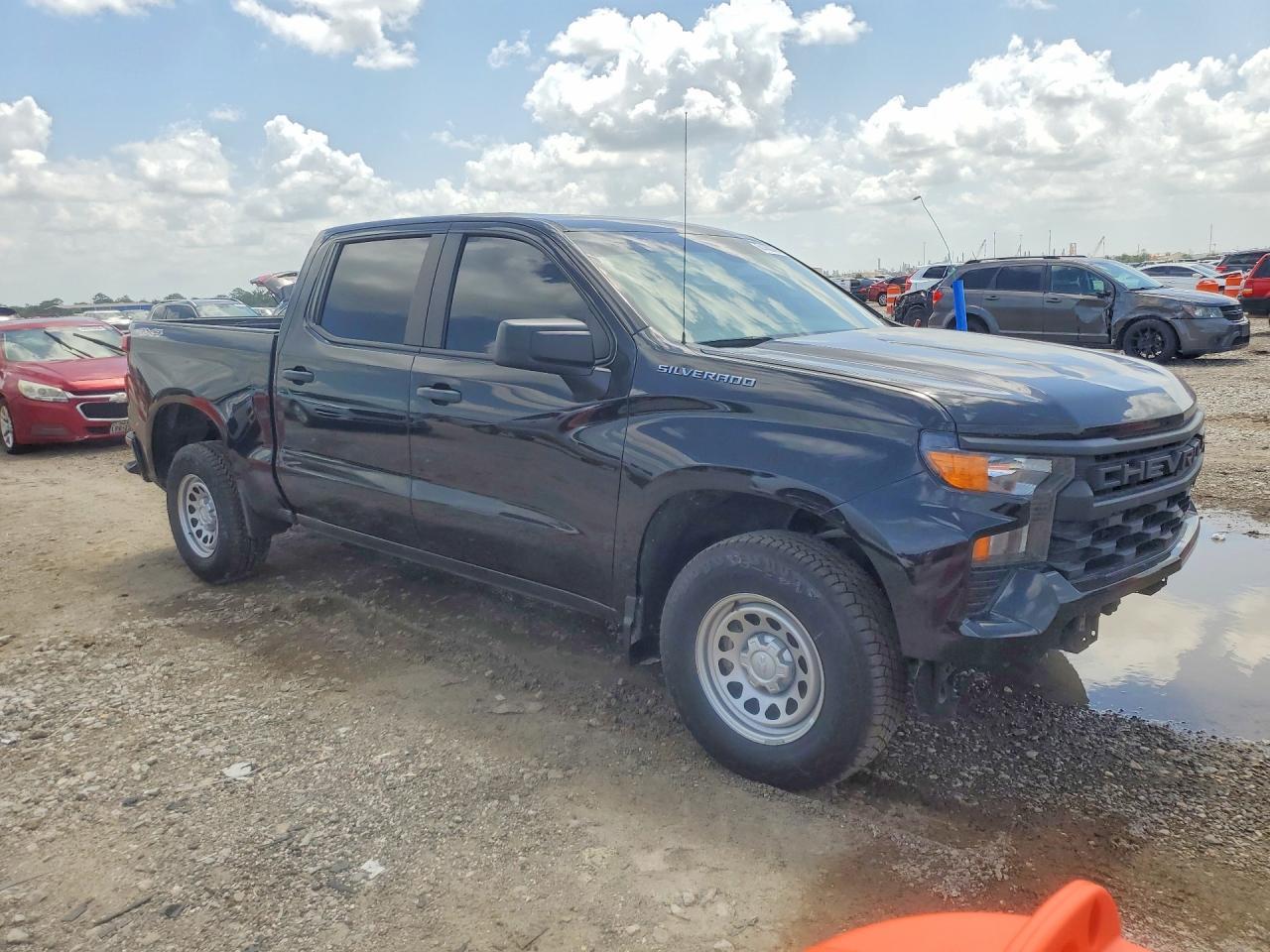 2023 Chevrolet Silverado K1500 - zdjęcie 4