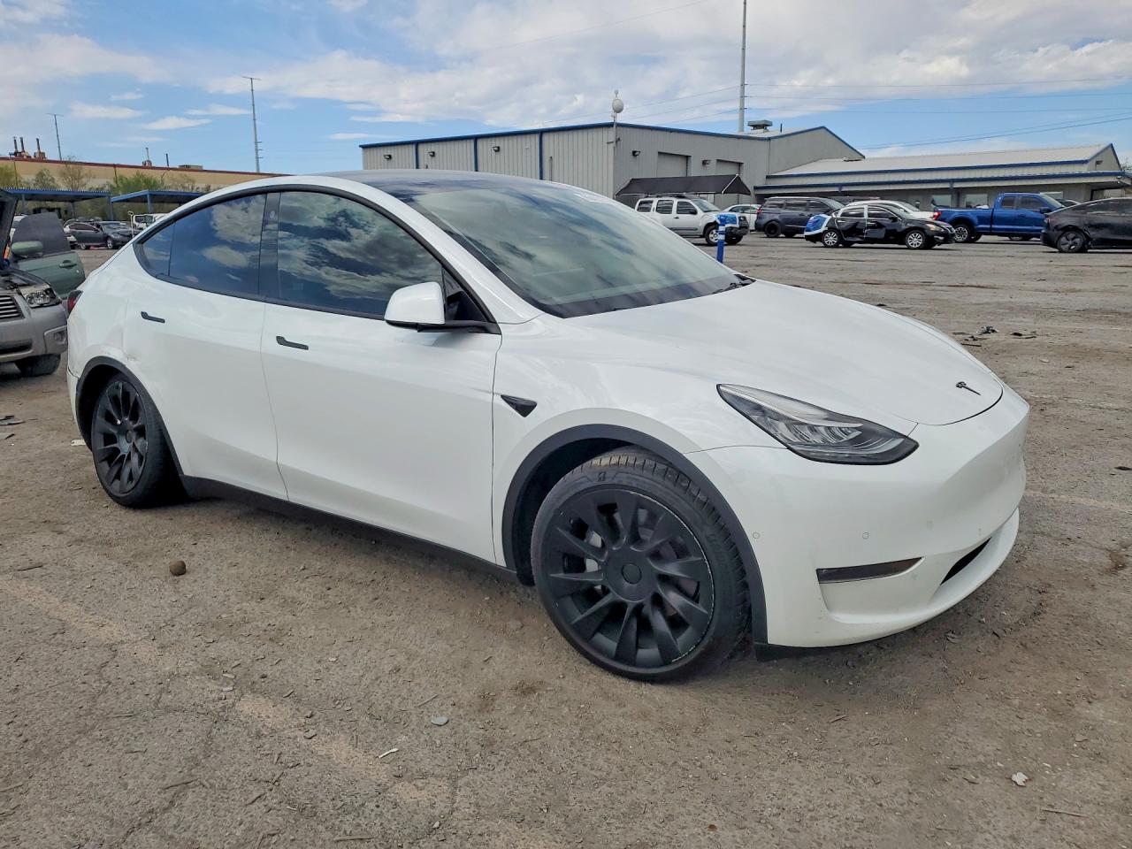2022 Tesla Model Y - zdjęcie 4