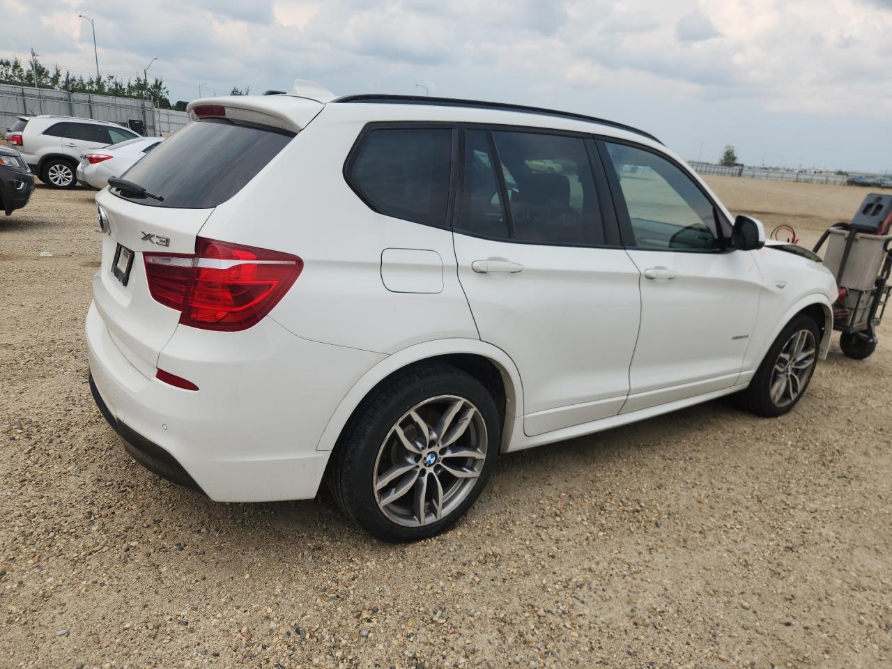 2017 BMW X3 xDrive28I - zdjęcie 3