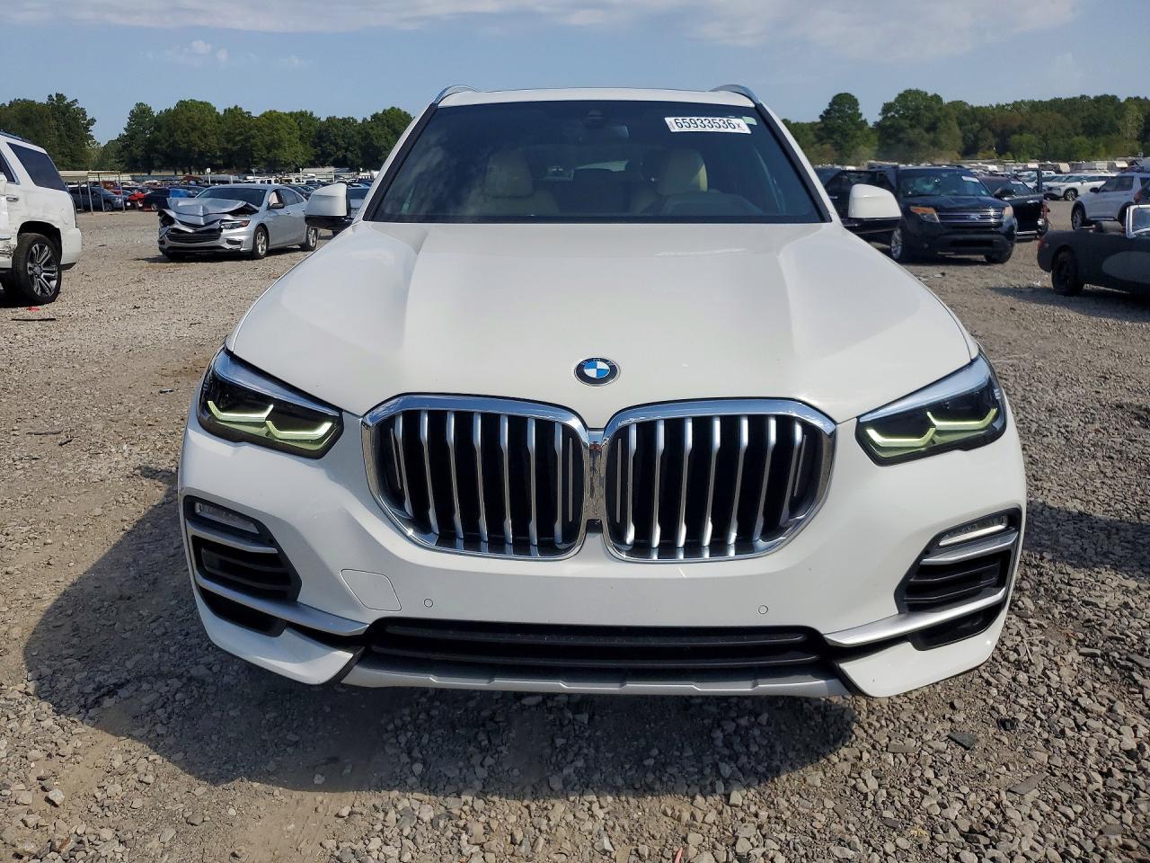 2021 BMW X5 xDrive40I - zdjęcie 5