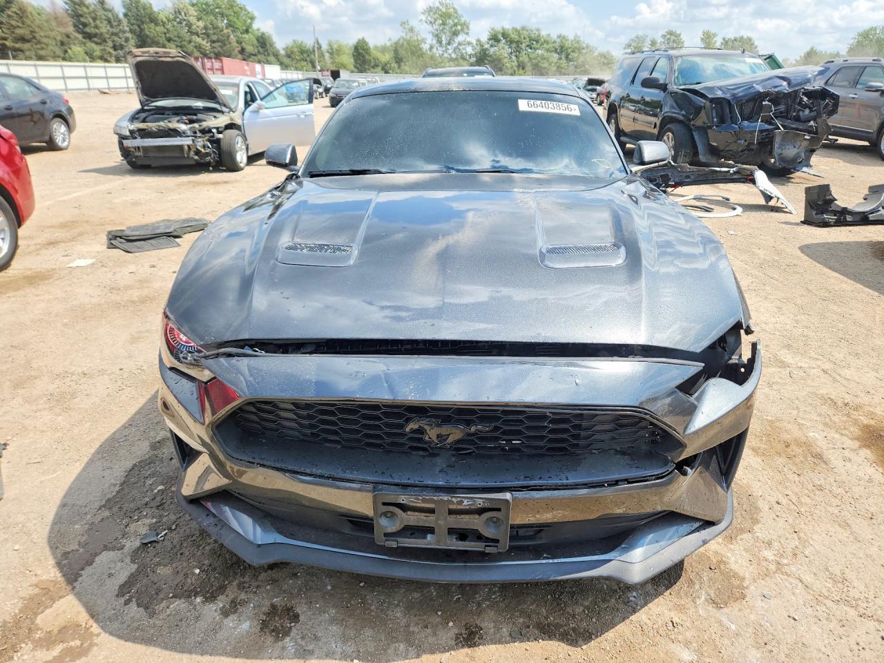 2020 Ford Mustang - zdjęcie 5
