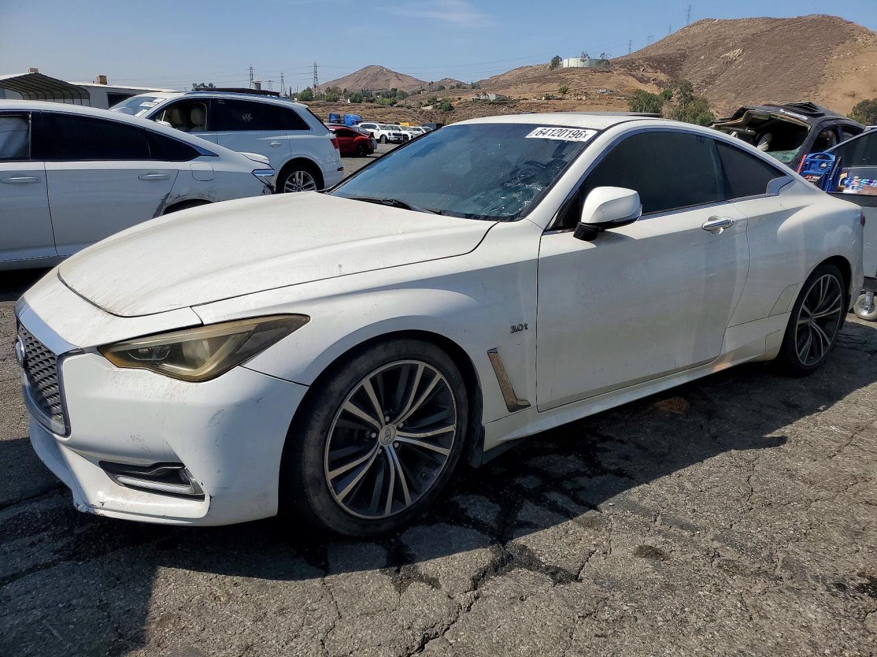 2018 Infiniti Q60 3.0T Luxe - zdjęcie główne