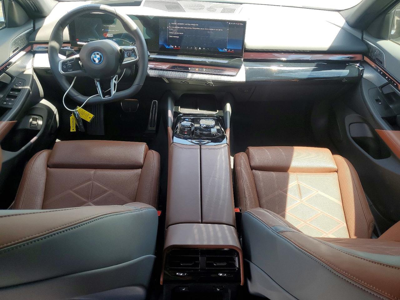 2025 BMW I5 xDrive 40 - zdjęcie 8