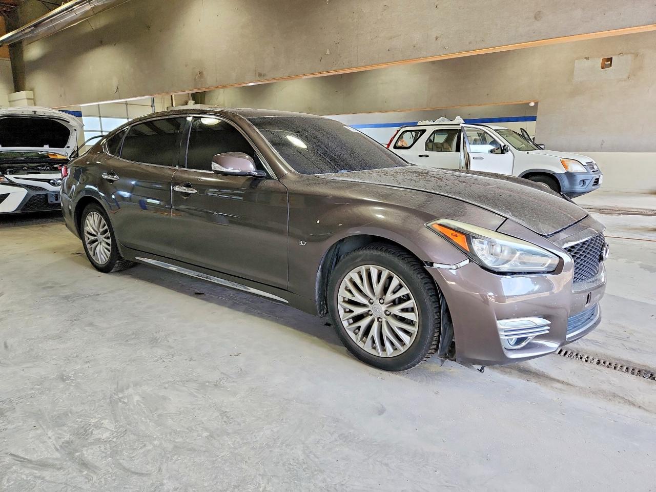 2015 Infiniti Q70L 3.7 - zdjęcie 4