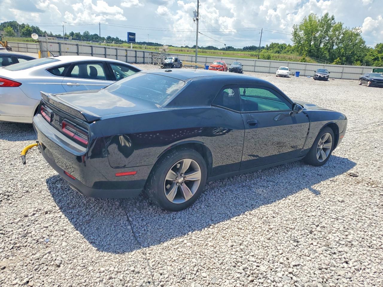 2019 Dodge Challenger Sxt - zdjęcie 3
