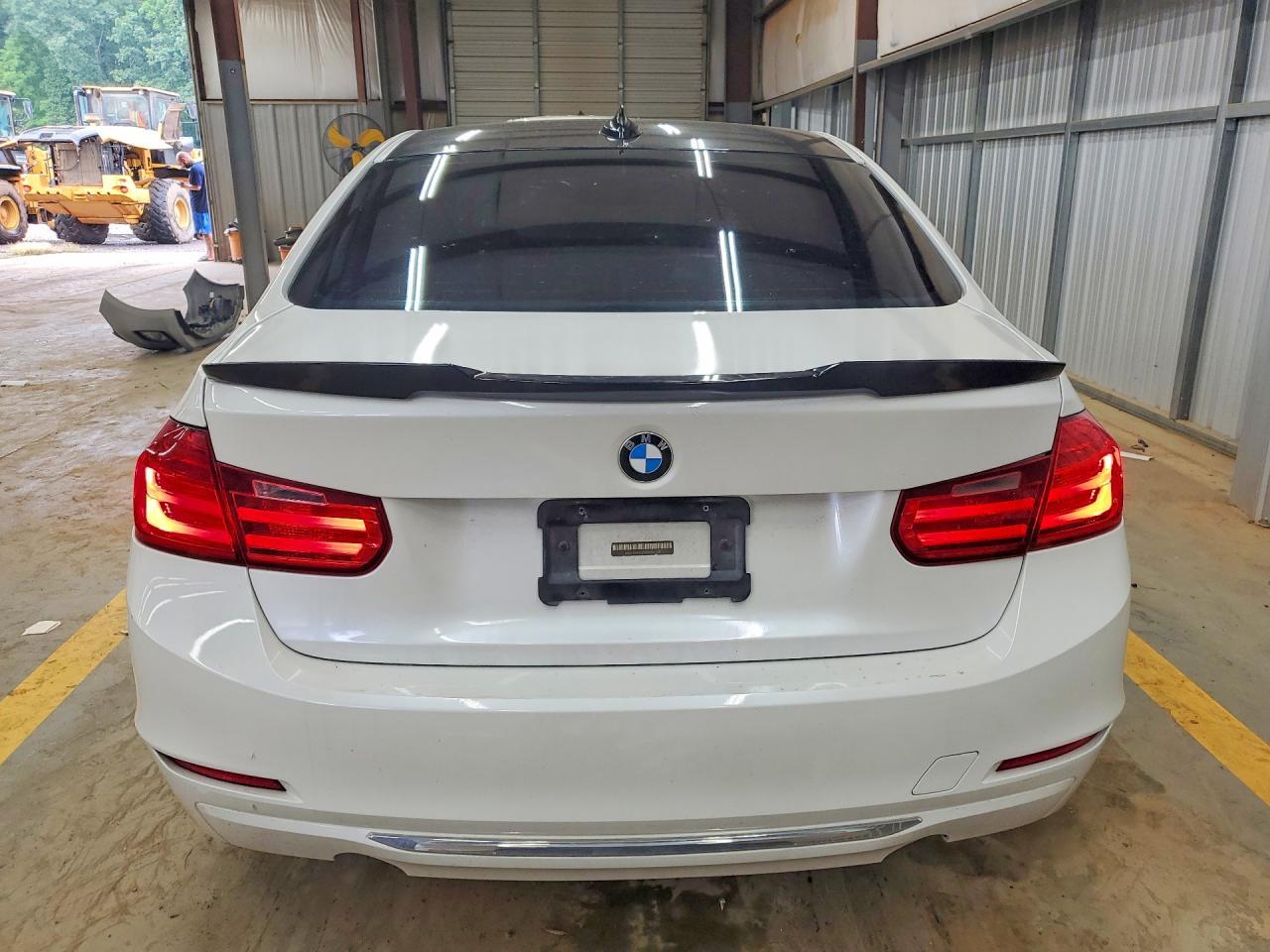 2013 BMW 335 I - zdjęcie 6