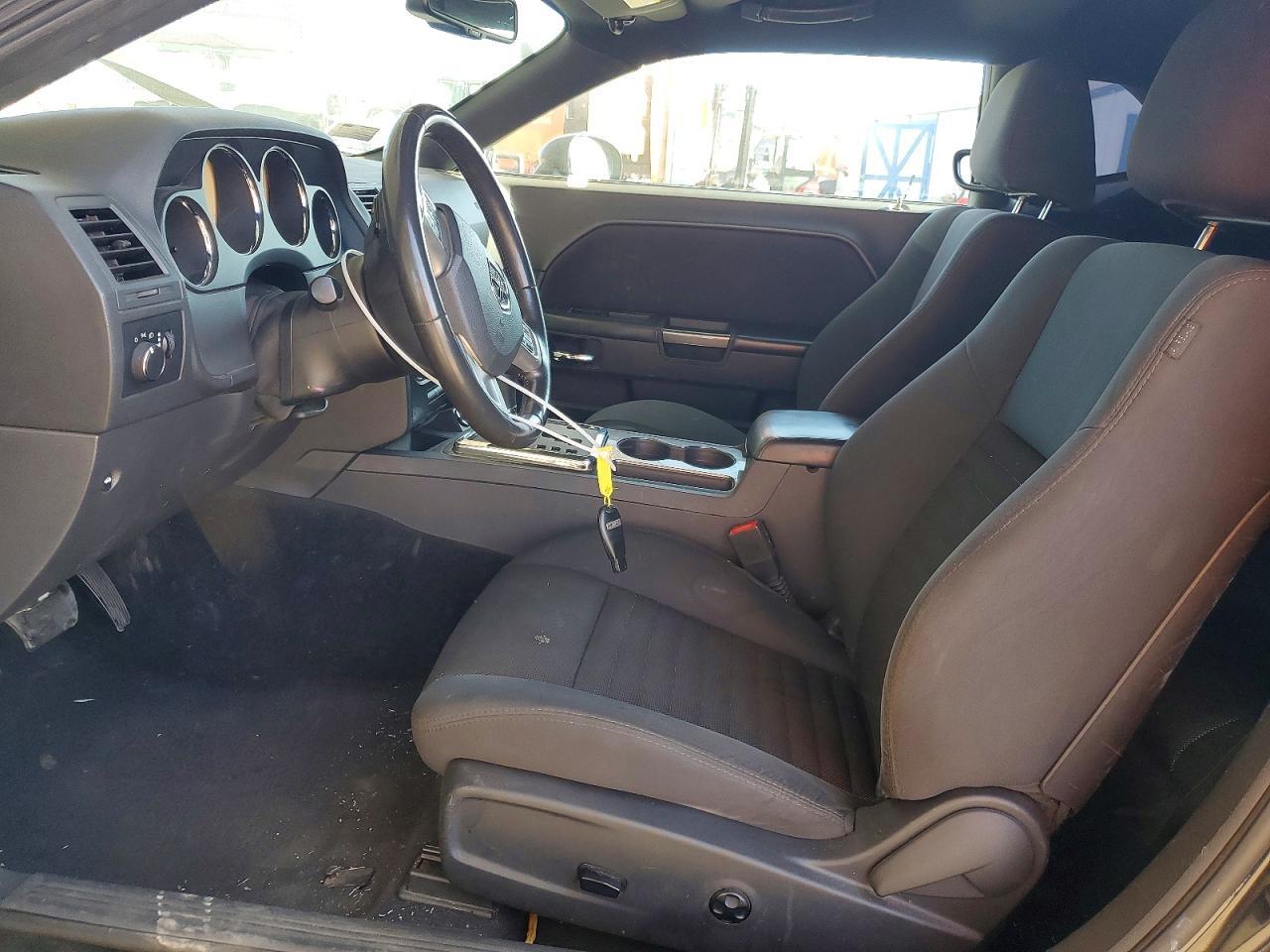 2014 Dodge Challenger Sxt - zdjęcie 7