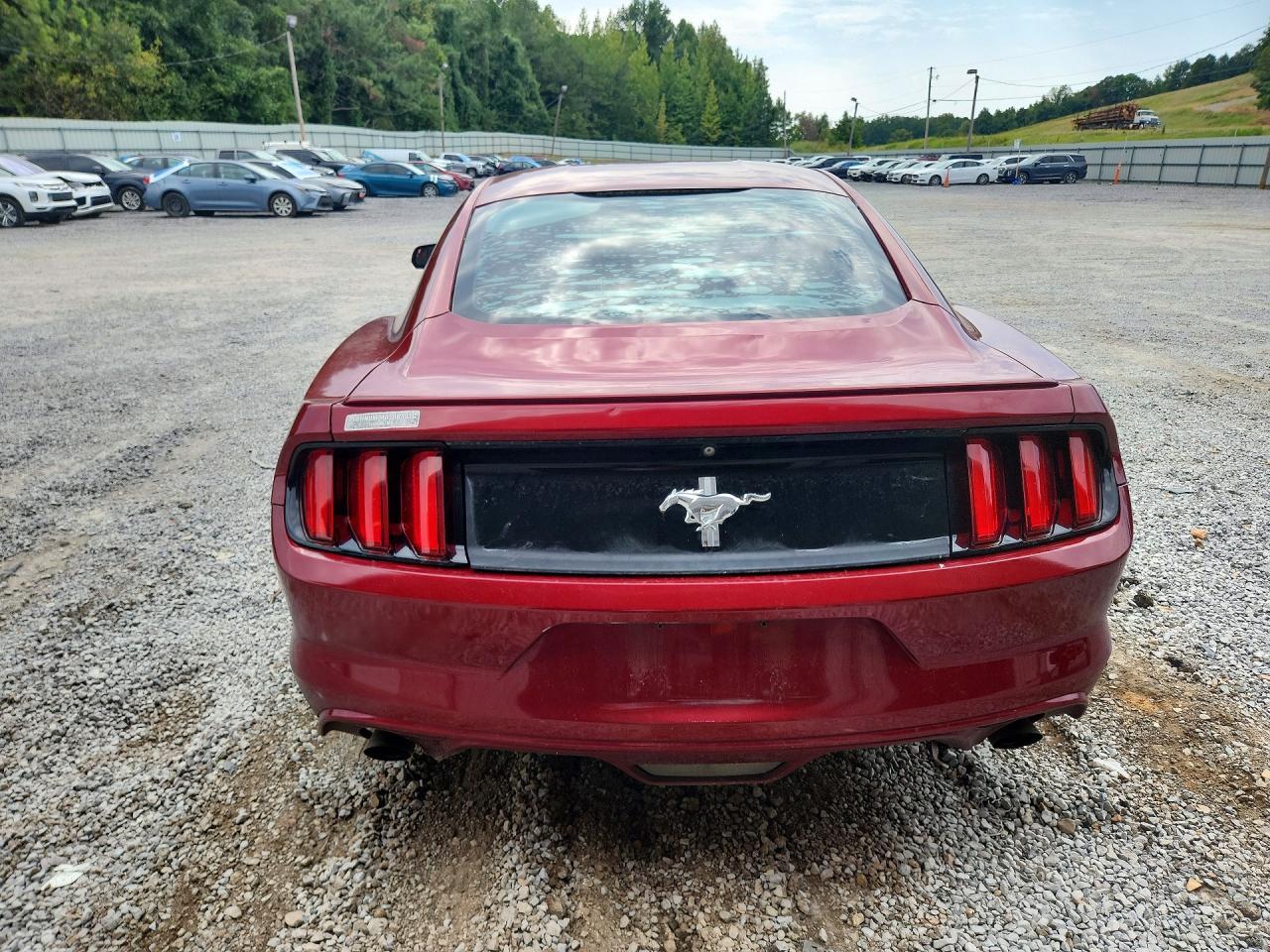 2015 Ford Mustang - zdjęcie 6