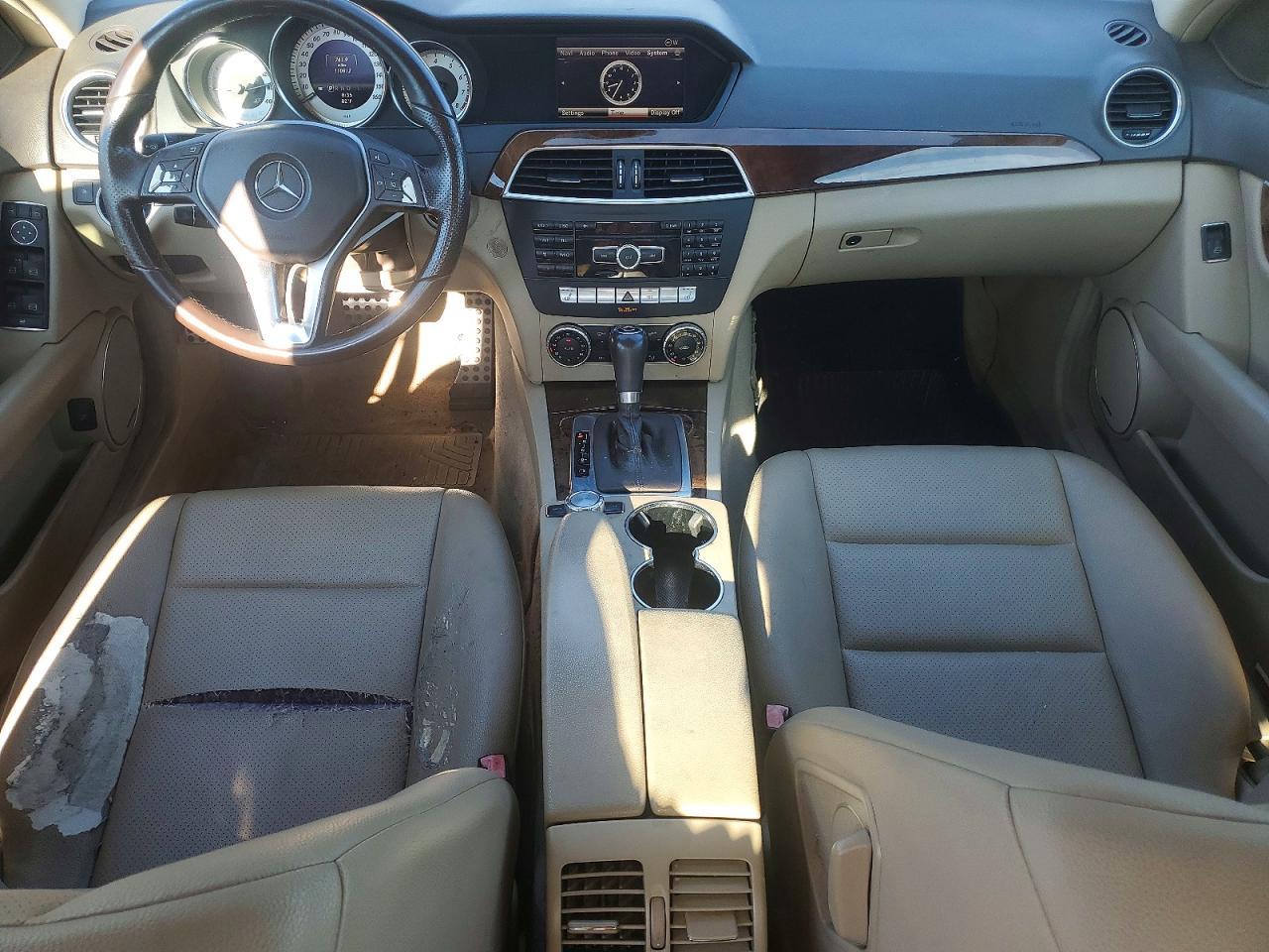 2013 Mercedes-Benz C 300 4Matic - zdjęcie 8