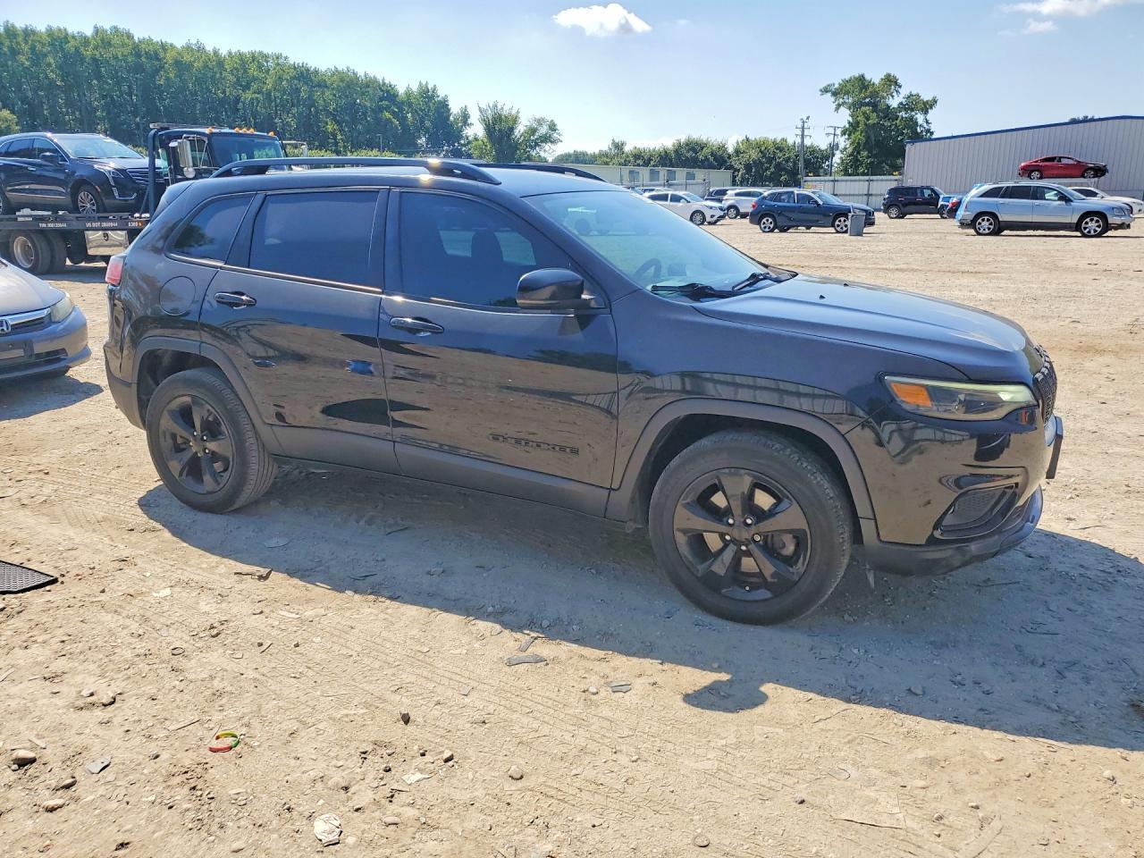 2019 Jeep Cherokee Latitude Plus - zdjęcie 4