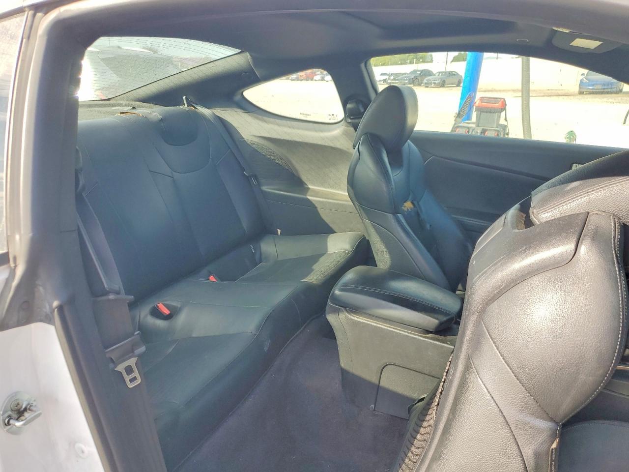 2016 Hyundai Genesis Coupe 3.8 Ultimate - zdjęcie 10