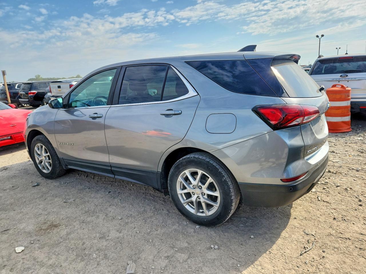 2023 Chevrolet Equinox Lt - zdjęcie 2