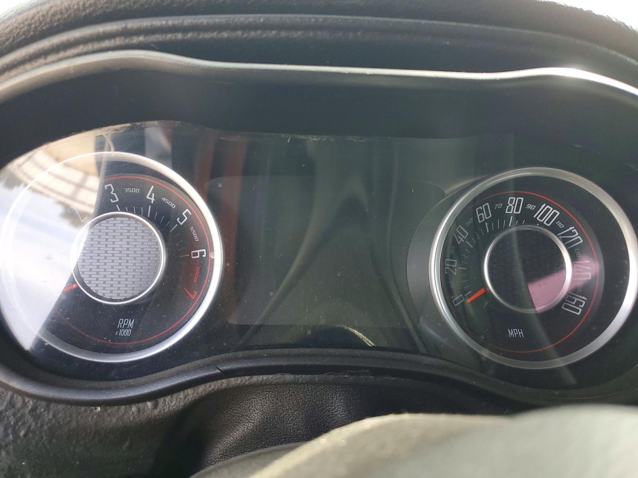 2015 Dodge Challenger Sxt - zdjęcie 9