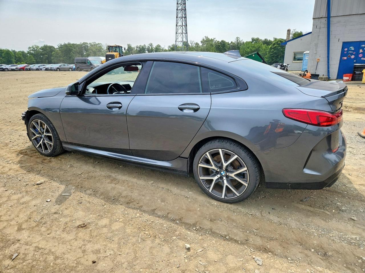 2021 BMW Seria 2 M235i - zdjęcie 2