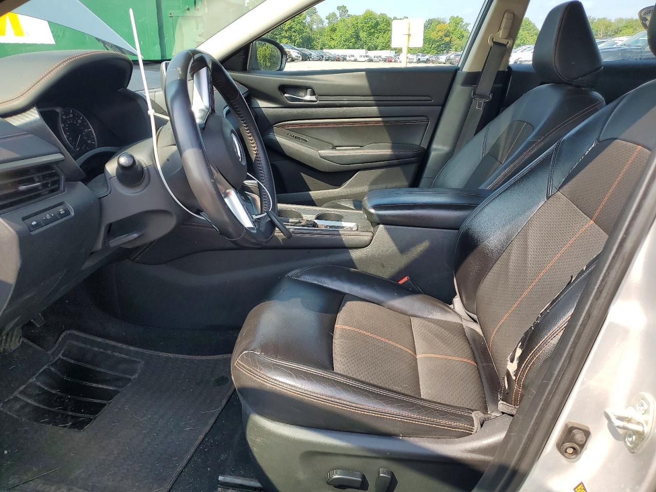 2019 Nissan Altima Sr - zdjęcie 7