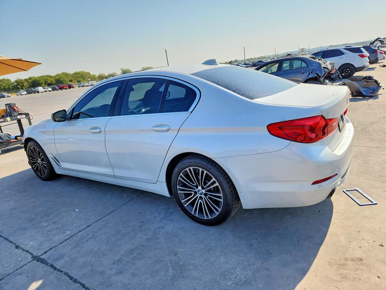 2017 BMW 530 I - zdjęcie 2