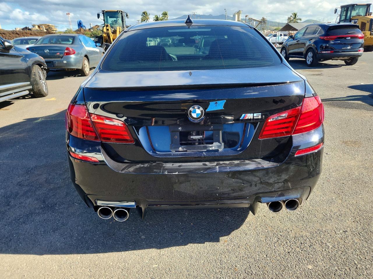 2013 BMW M5 - zdjęcie 6