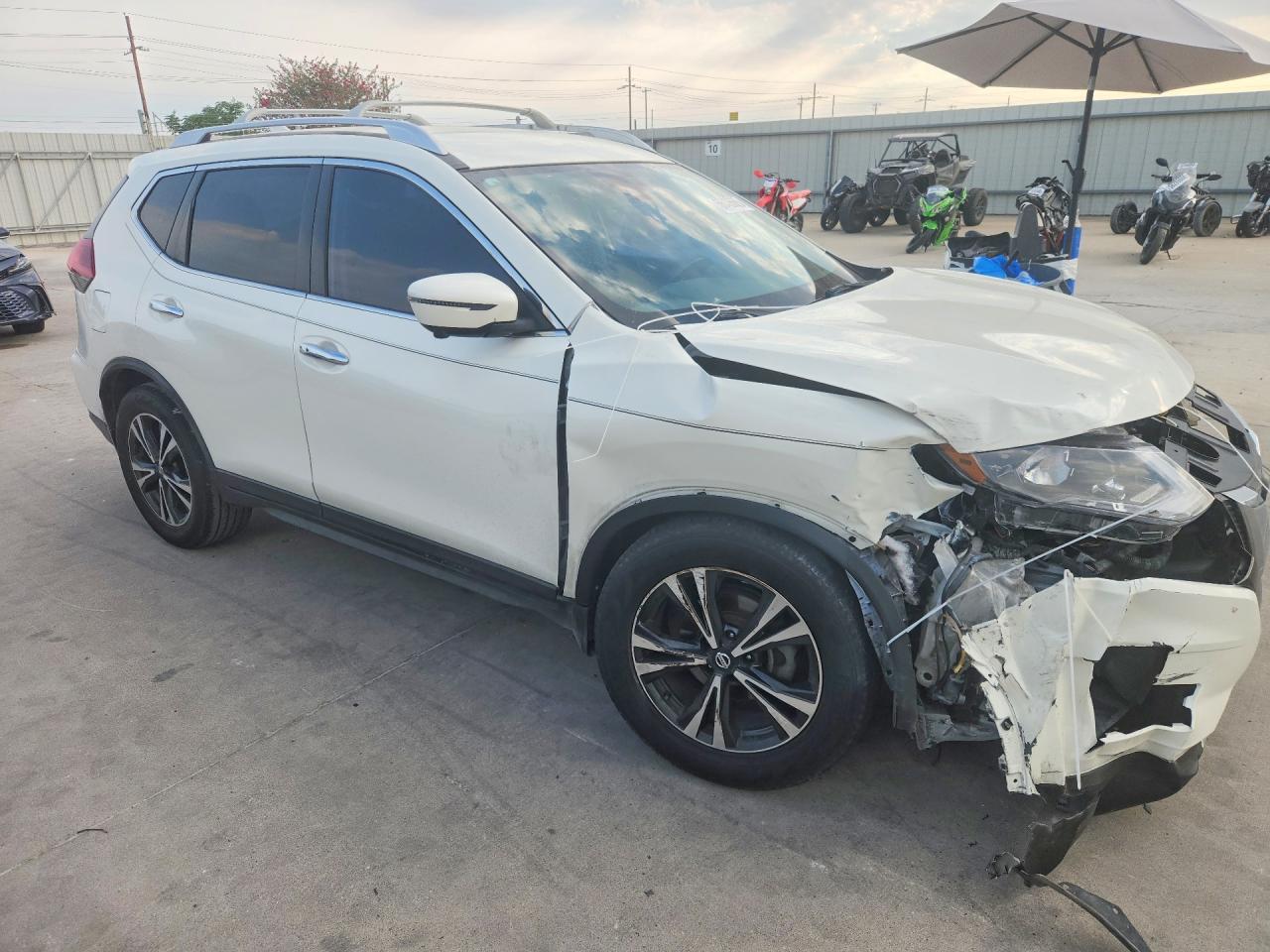 2019 Nissan Rogue Sv - zdjęcie 4