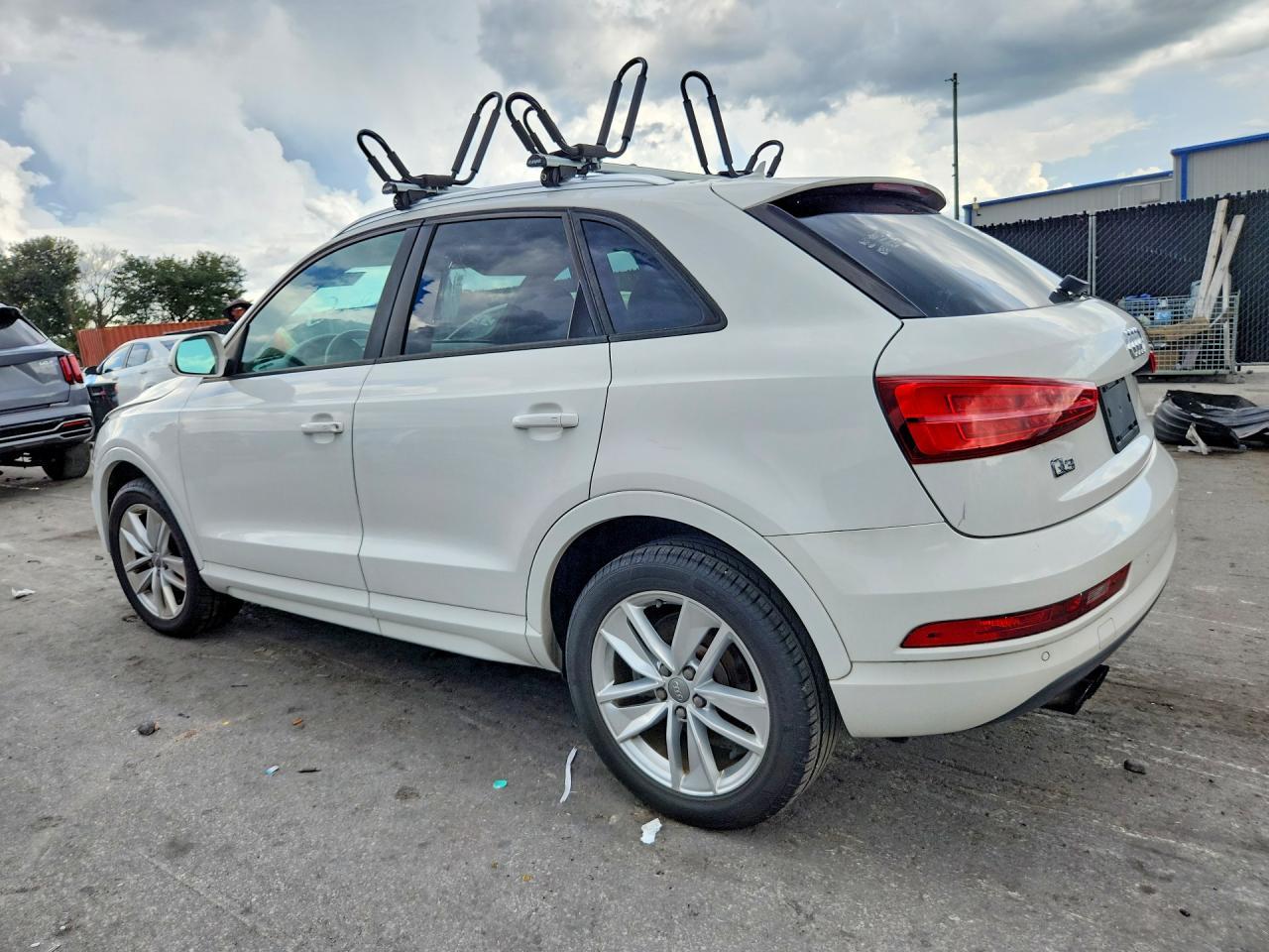 2017 Audi Q3 Premium - zdjęcie 2