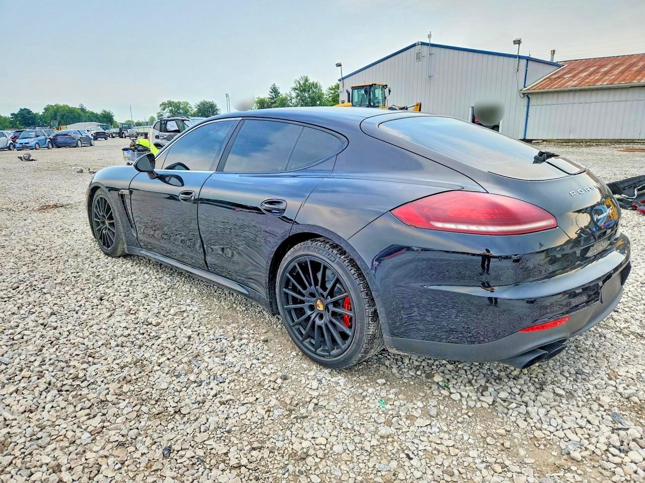 2016 Porsche Panamera Gts - zdjęcie 2