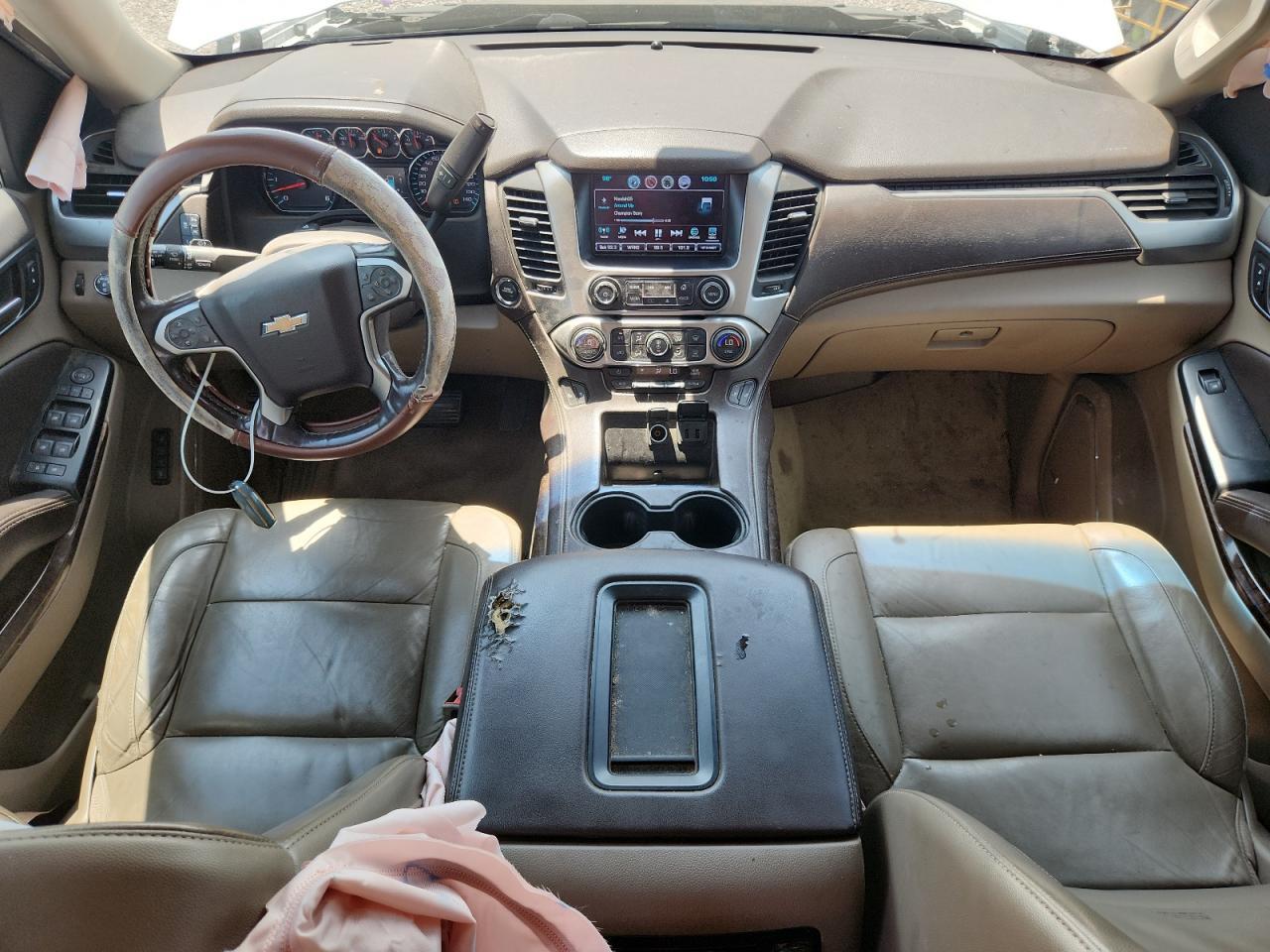 2018 Chevrolet Suburban C1500 Lt - zdjęcie 8