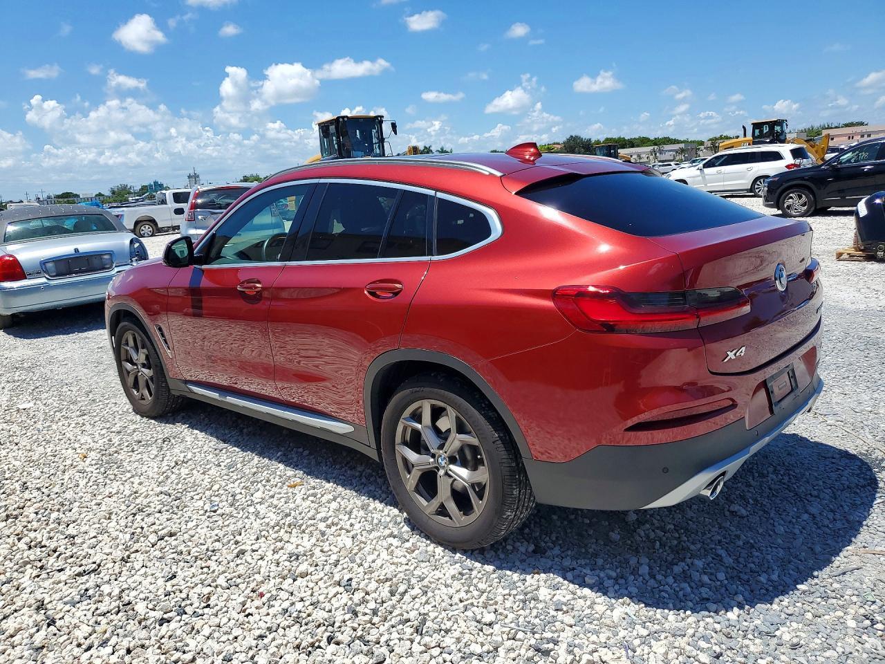 2021 BMW X4 xDrive30I - zdjęcie 2
