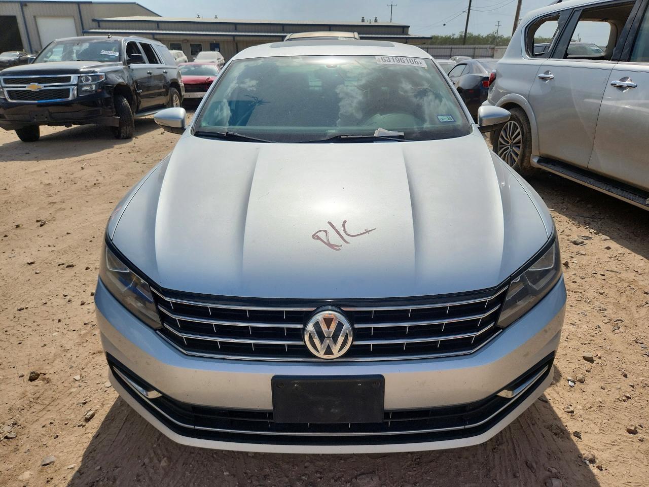 2016 Volkswagen Passat - zdjęcie 5
