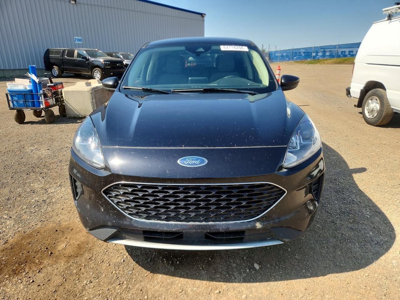 2020 Ford Escape - zdjęcie 5