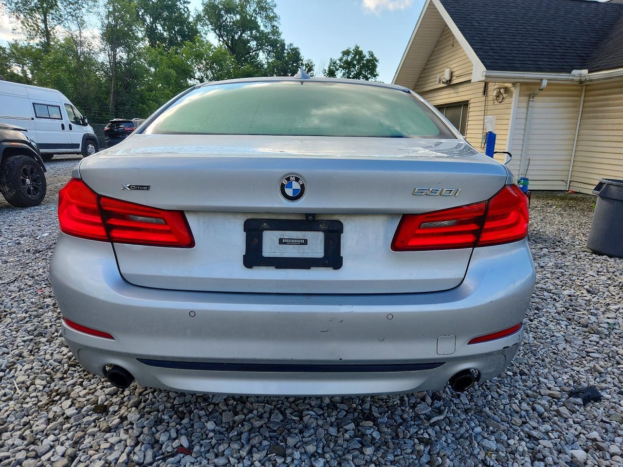 2018 BMW Seria 5 530i - zdjęcie 6