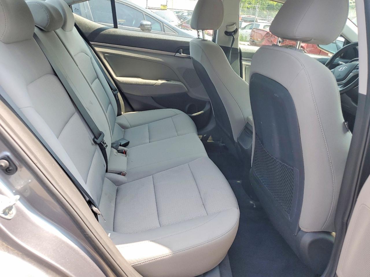 2018 Hyundai Elantra Value Edition - zdjęcie 10