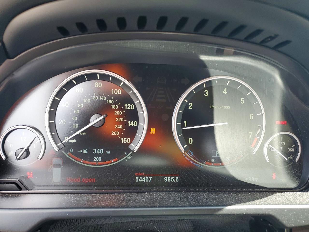 2016 BMW X5 xDrive50I - zdjęcie 9
