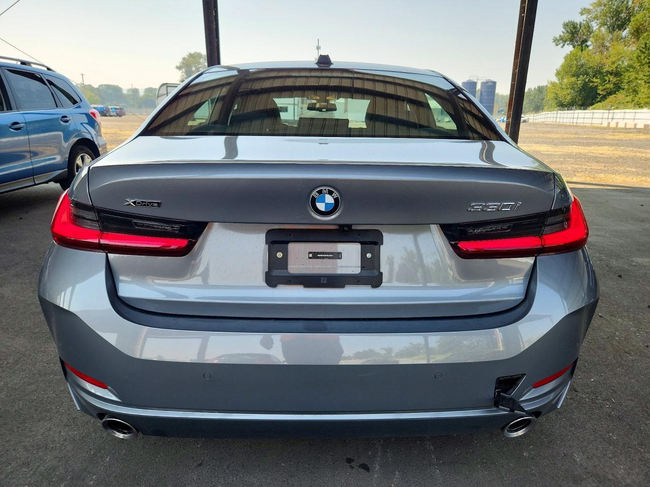 2026 BMW 330Xi - zdjęcie 6