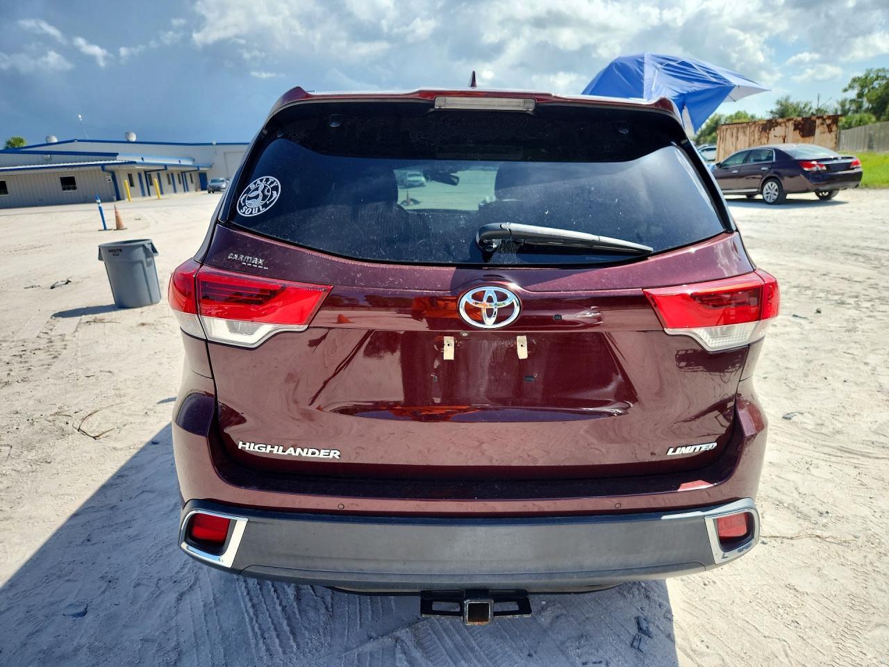 2019 Toyota Highlander Limited Platinum - zdjęcie 6
